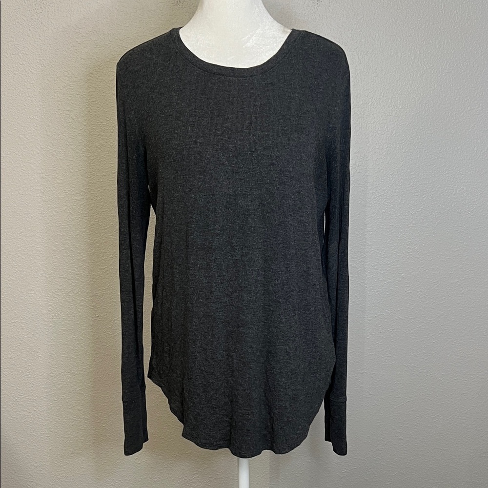 Athleta Revive Long Sleeve TShirt Gray Size Small